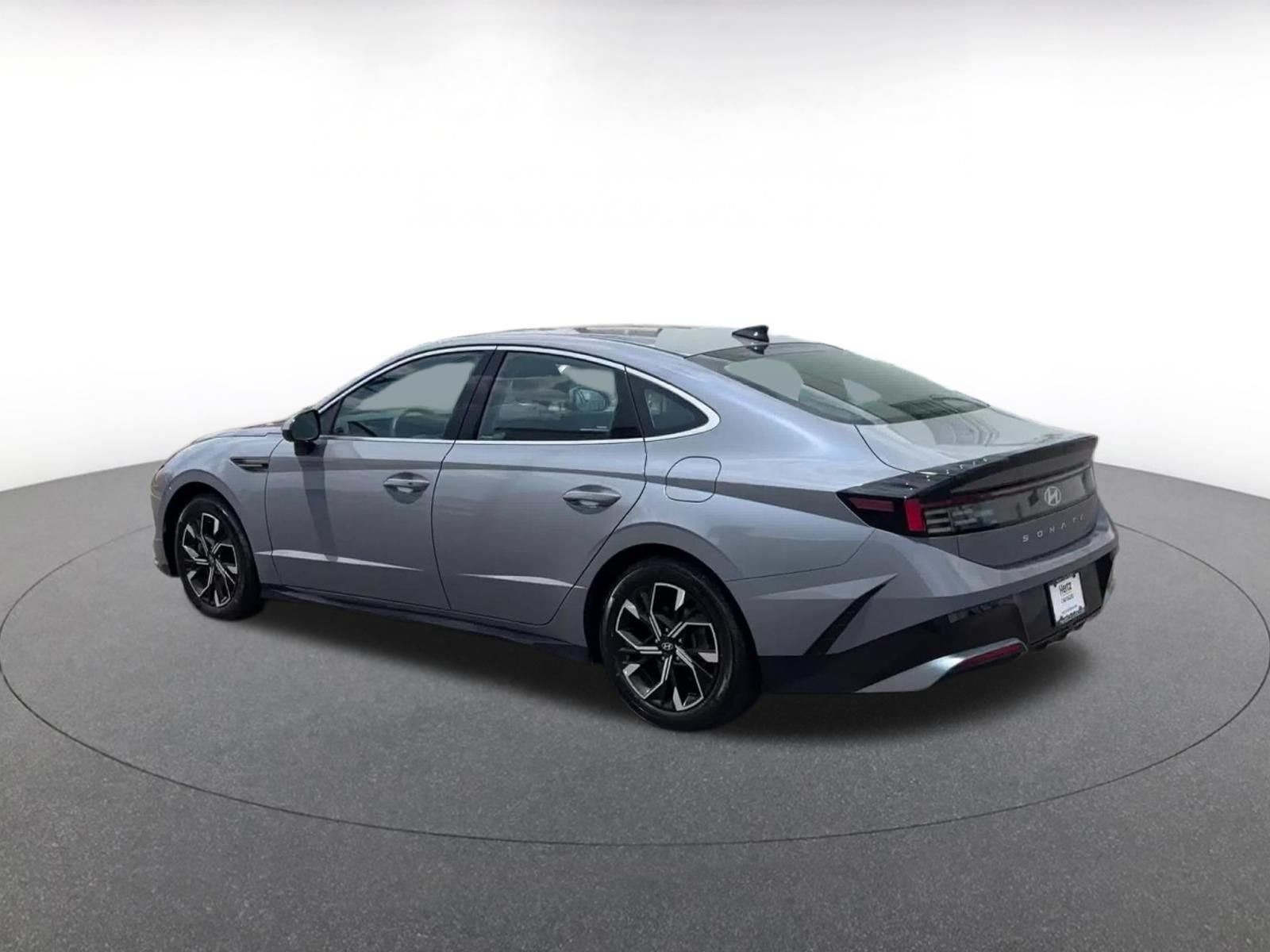 Used 2025 Hyundai Sonata SEL FWD image 10
