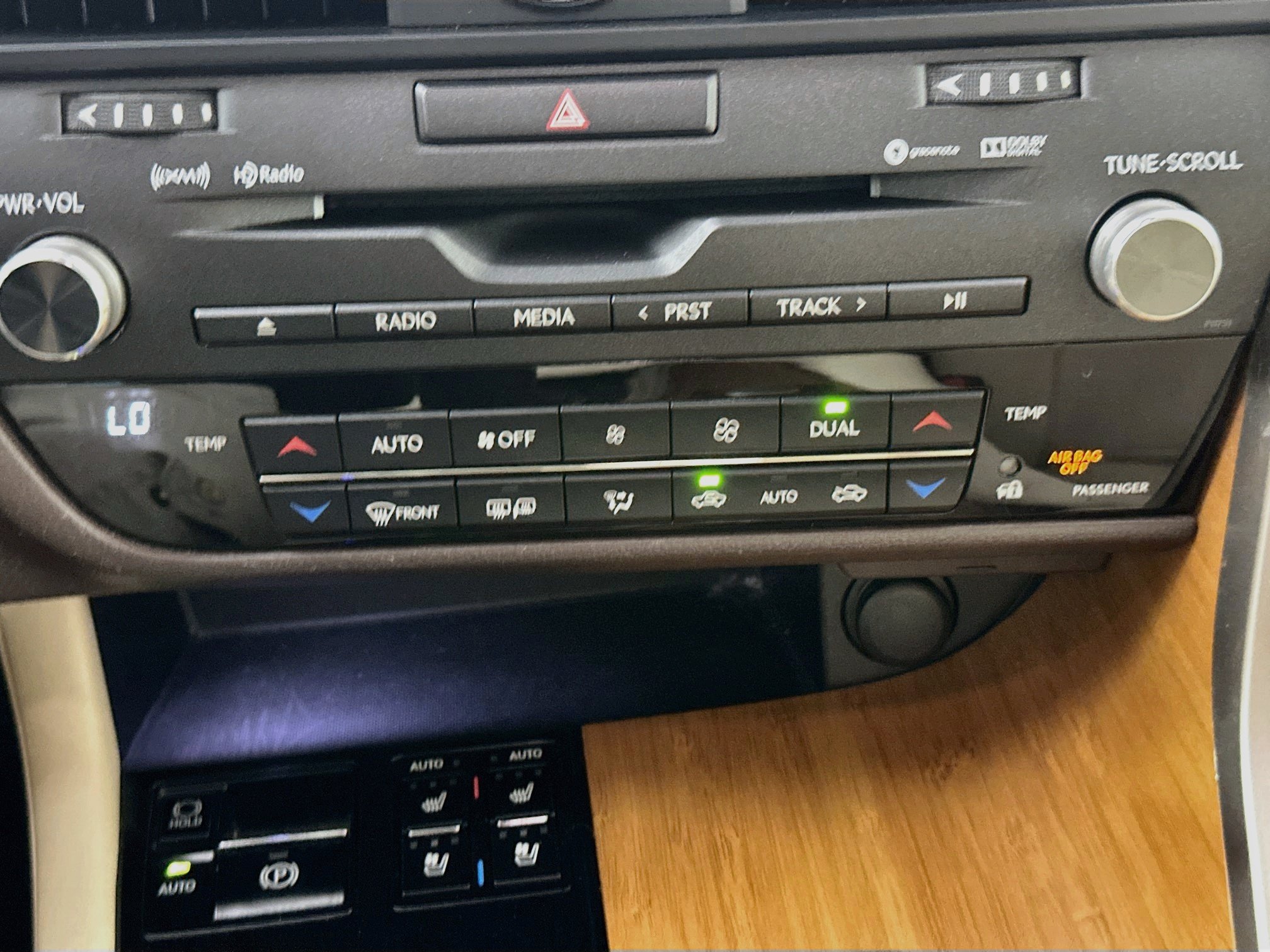 Used 2018 Lexus RX 350 FWD w/ Premium Package image 24