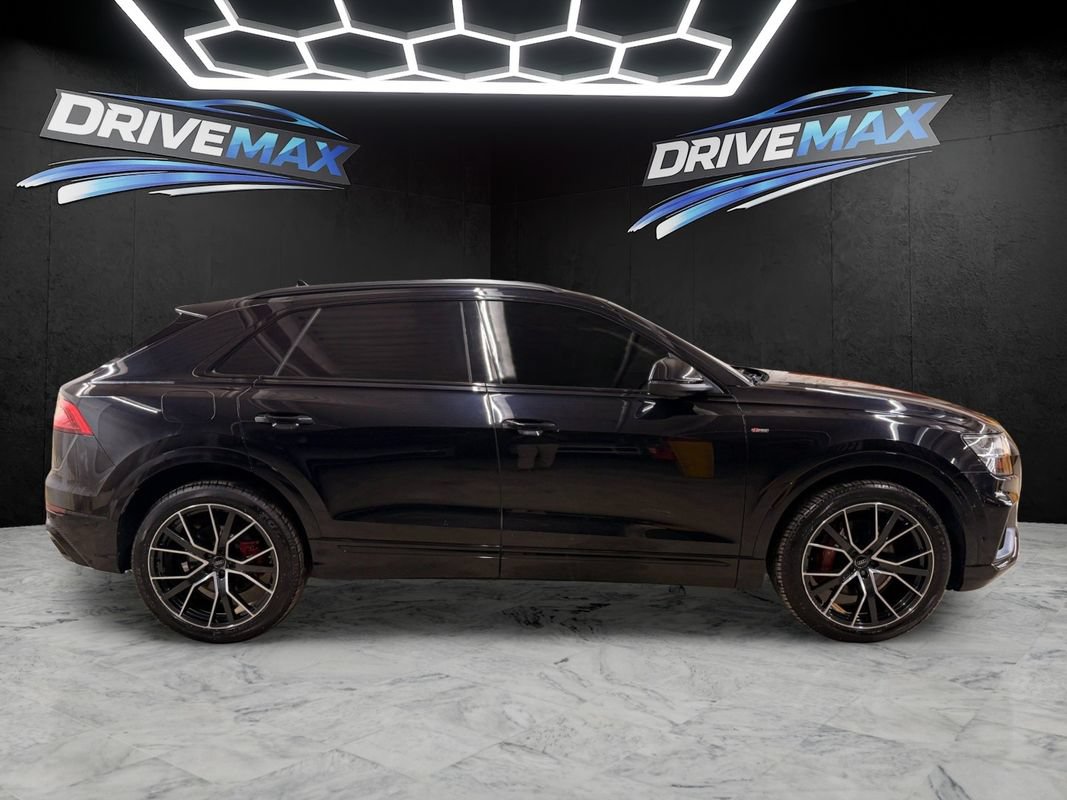 Used 2019 Audi Q8 Prestige w/ Luxury Package AWD/4WD image 4