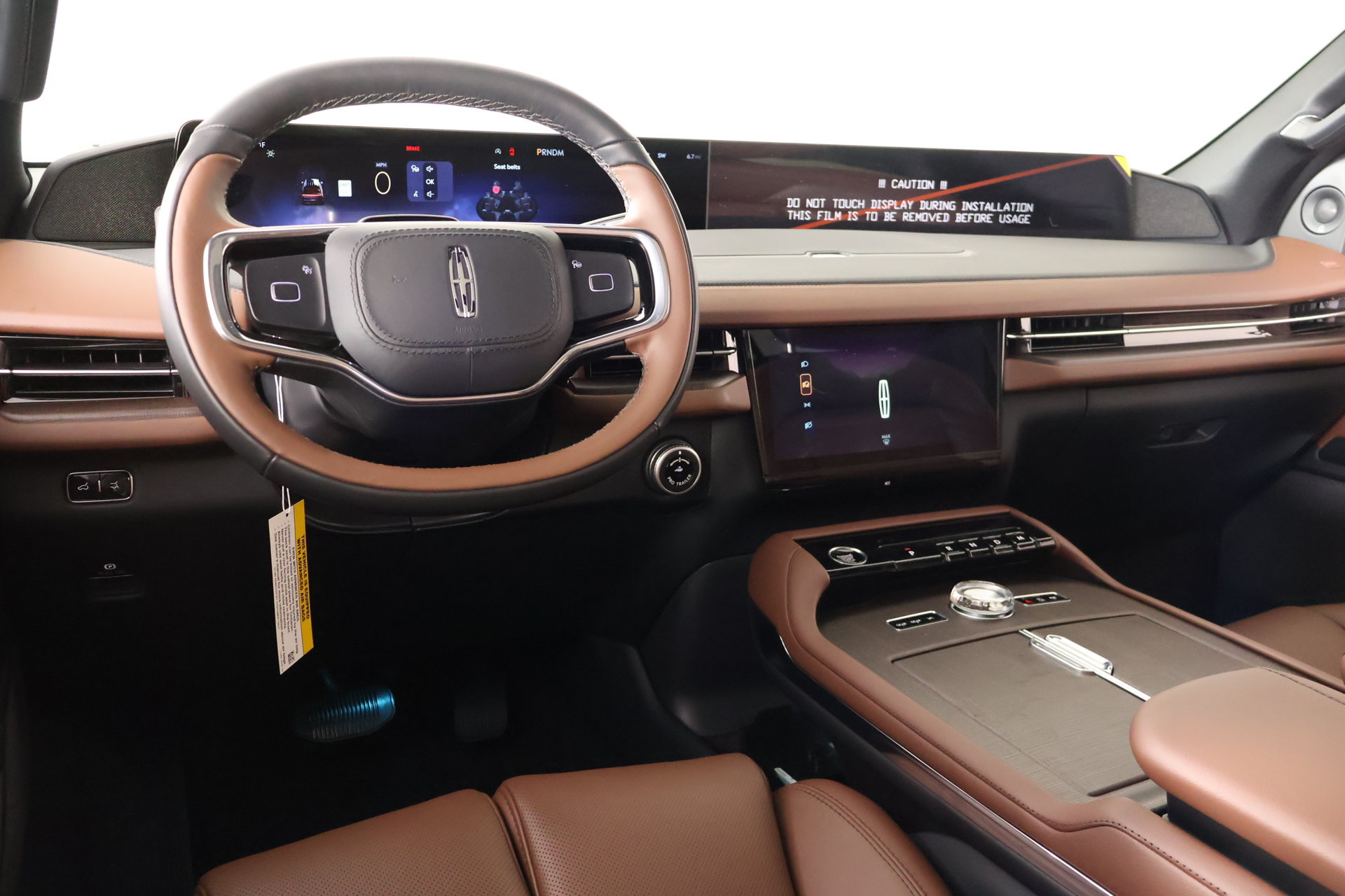 New 2026 Lincoln Navigator L Reserve AWD/4WD image 2
