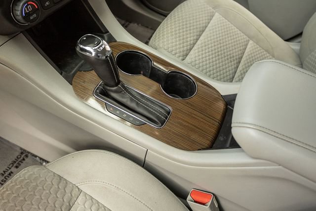 Used 2018 GMC Acadia SLE image 10