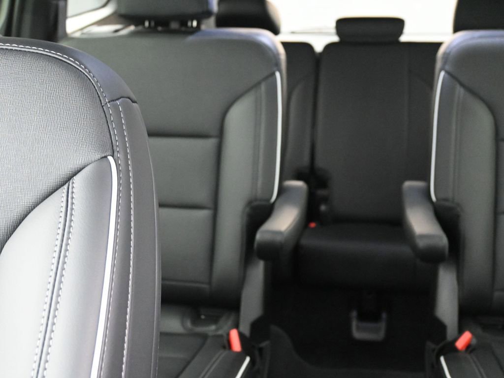 Used 2026 Buick Enclave Preferred image 15