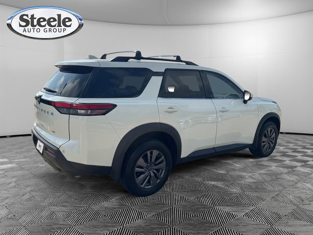 Used 2023 Nissan Pathfinder SV FWD image 5