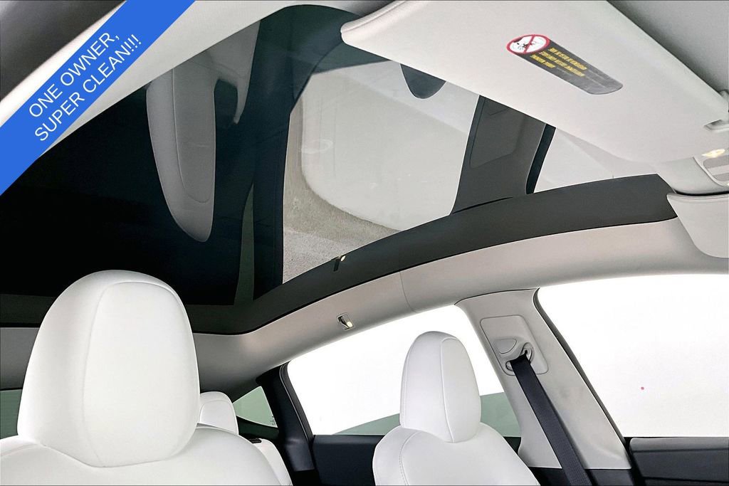 Used 2025 Tesla Model Y Long Range RWD image 17