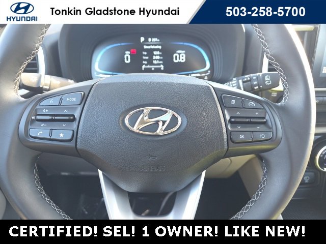 Certified 2025 Hyundai Venue SEL image 13
