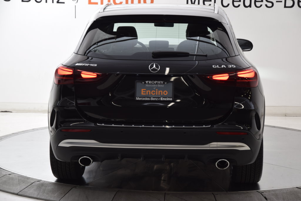 Used 2026 Mercedes-Benz GLA 35 AMG 4MATIC image 5
