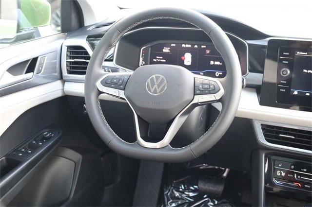 New 2025 Volkswagen Taos SEL image 26