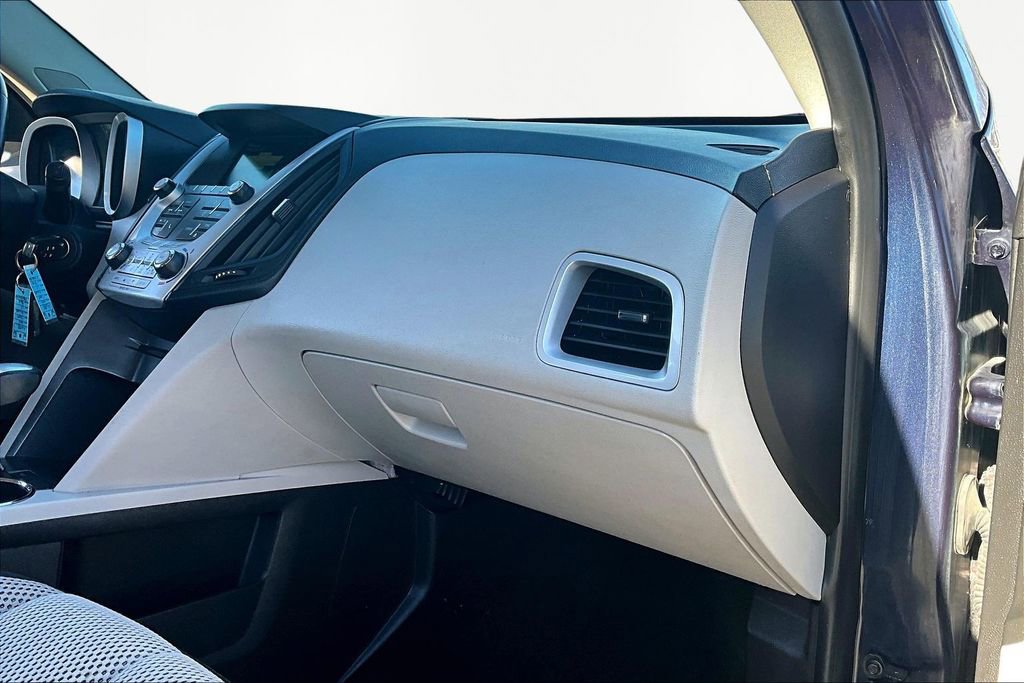 Used 2015 Chevrolet Equinox LT w/ Power Convenience Package image 17