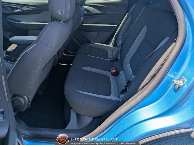 Used 2025 Chevrolet TrailBlazer LS FWD image 25