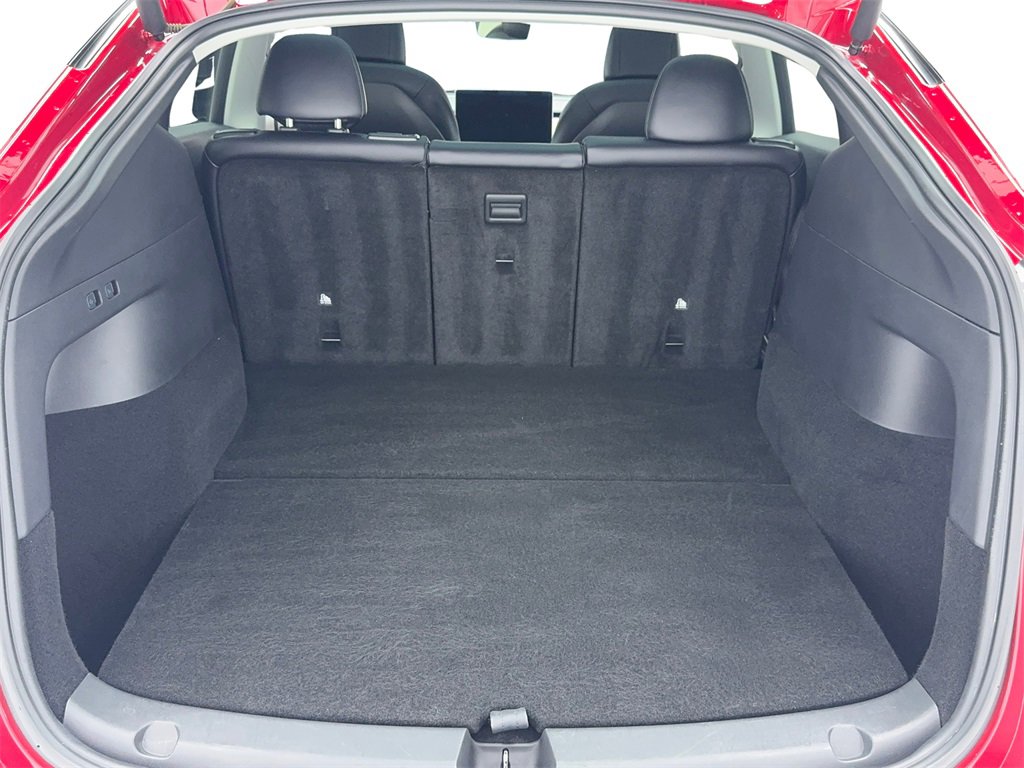 Used 2021 Tesla Model Y Long Range image 12