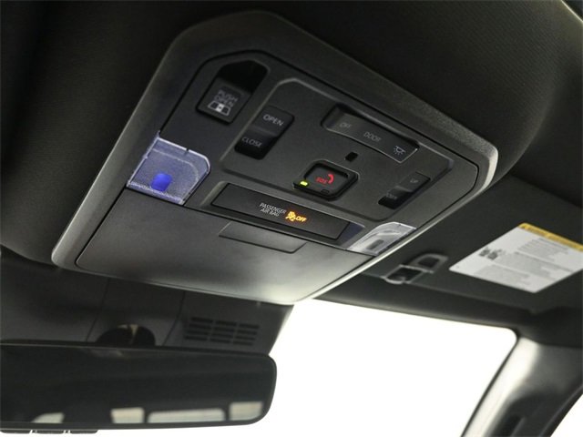 Used 2025 Toyota Tacoma TRD Sport image 34