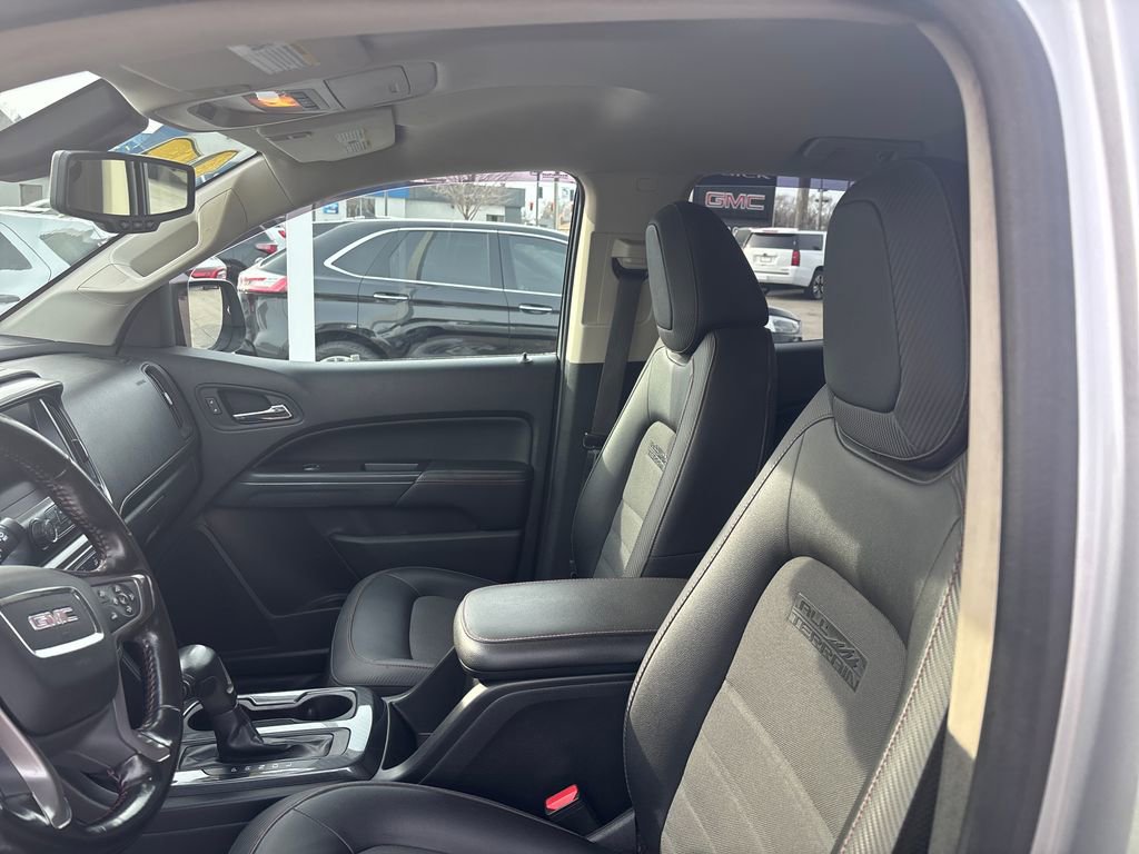 Used 2017 GMC Canyon SLE w/ All Terrain Package image 14