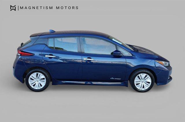 Used 2019 Nissan Leaf S w/ S Charge Package FWD image 3