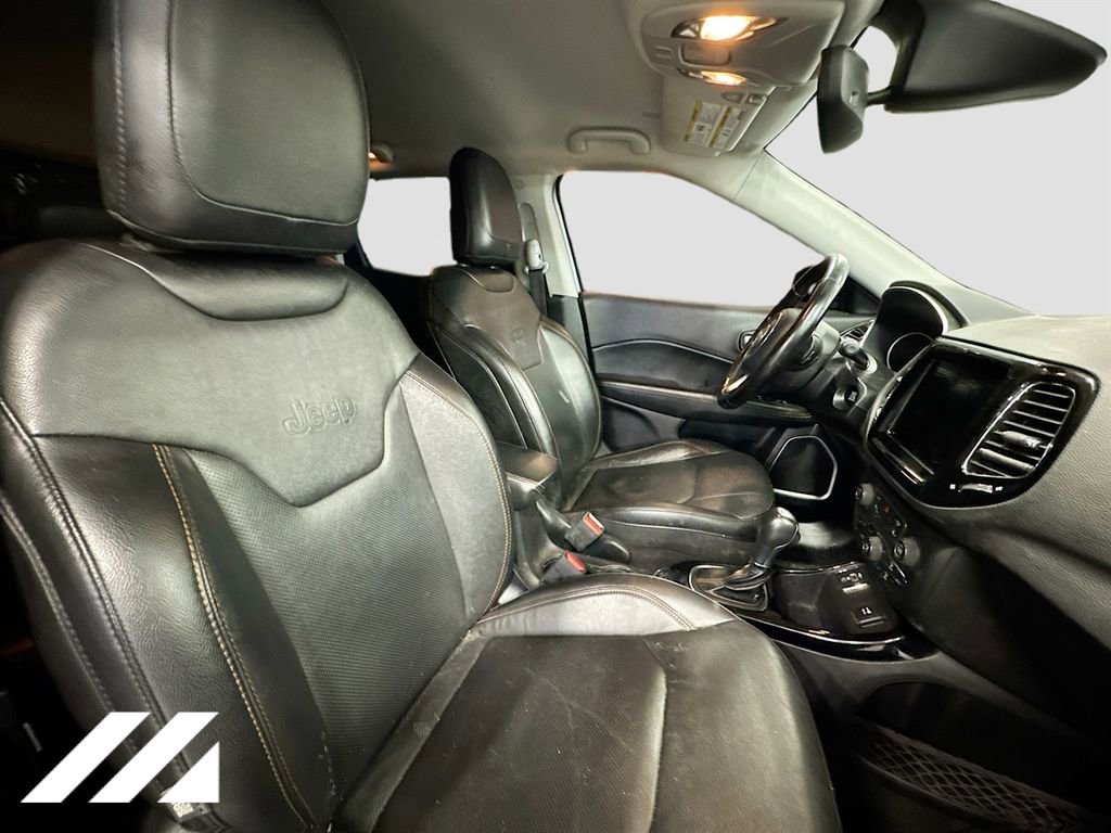 Used 2021 Jeep Compass Limited image 27