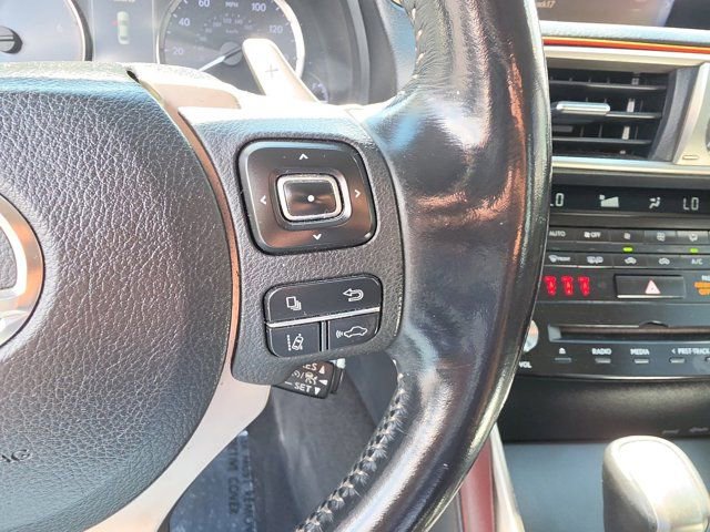 Used 2017 Lexus IS 200t image 20