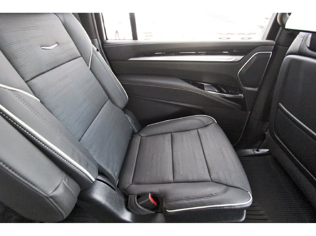 New 2026 Cadillac Escalade ESV Sport w/ Touring Package AWD/4WD image 11