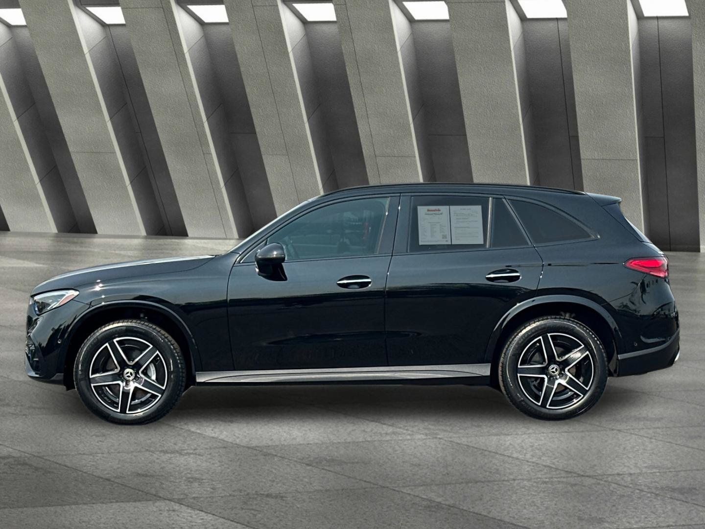 Certified 2024 Mercedes-Benz GLC 300 4MATIC image 7