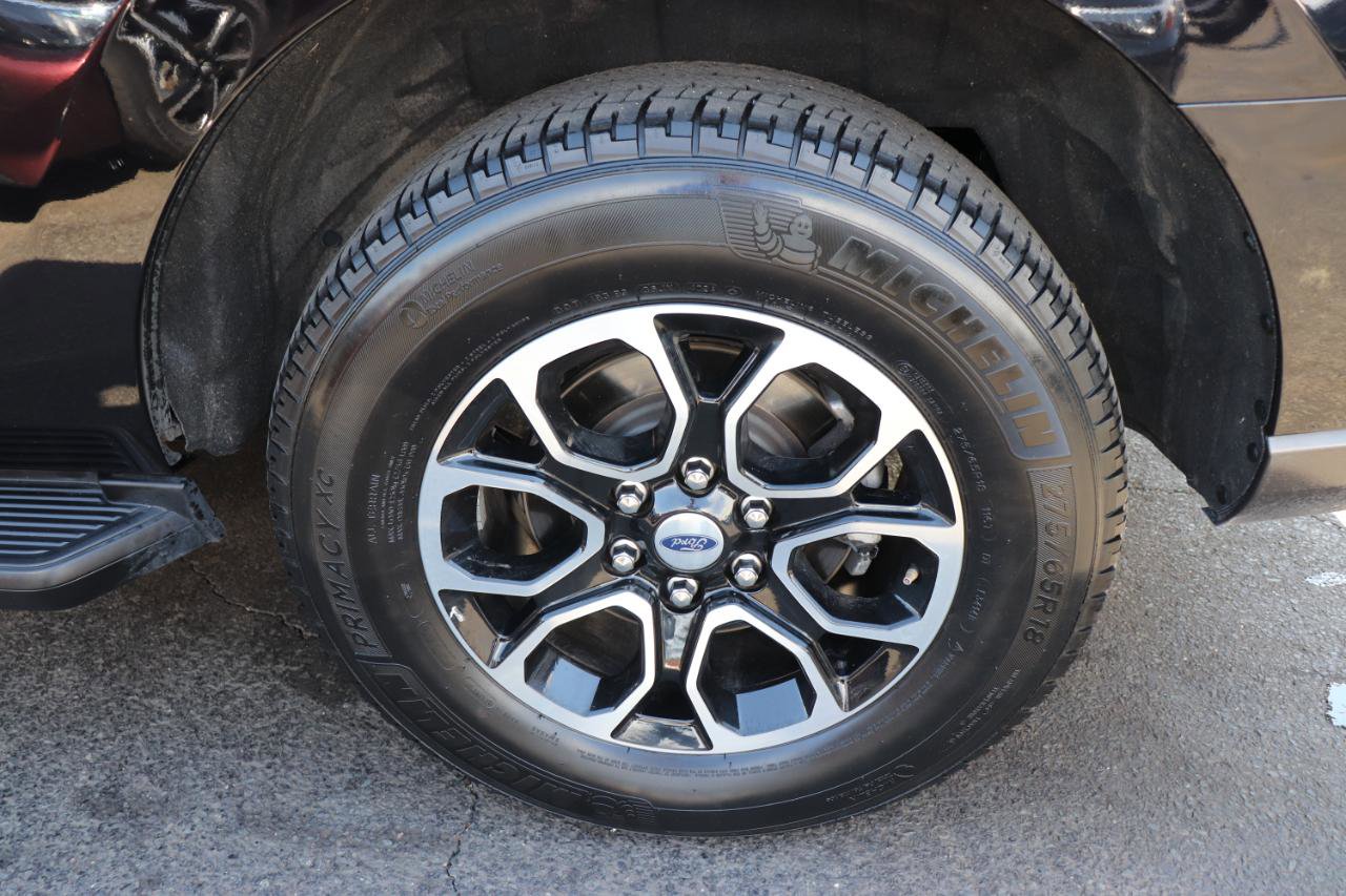 Used 2024 Ford Expedition XLT AWD/4WD image 65
