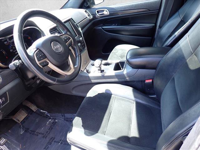 Used 2015 Jeep Grand Cherokee Altitude AWD/4WD image 10