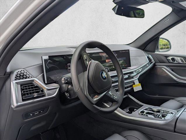New 2026 BMW X5 xDrive50e AWD/4WD image 3