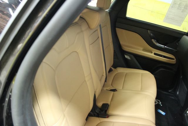 Used 2020 Lincoln Corsair Reserve w/ Equipment Group 201A AWD/4WD image 11