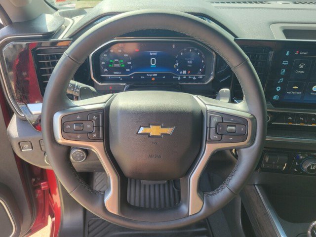 Used 2025 Chevrolet Silverado 1500 LTZ w/ Technology Package AWD/4WD image 17