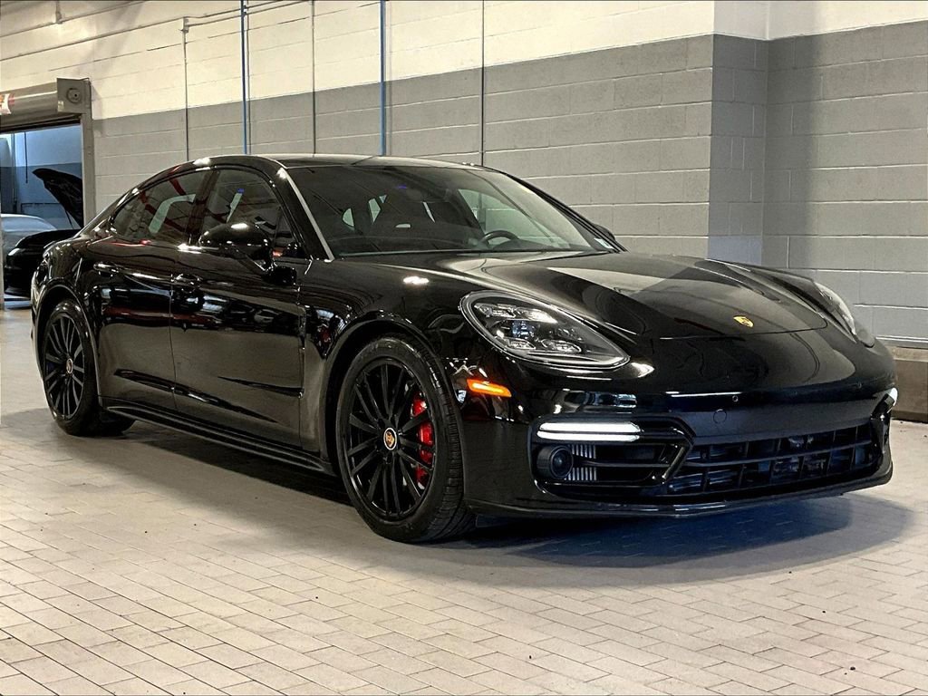 Certified 2023 Porsche Panamera GTS image 7