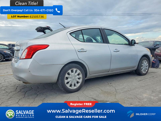 Used 2012 Nissan Versa SV w/ Convenience Pkg FWD image 4