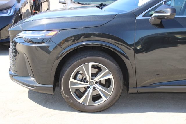 Certified 2025 Lexus RX 350 Premium FWD image 4