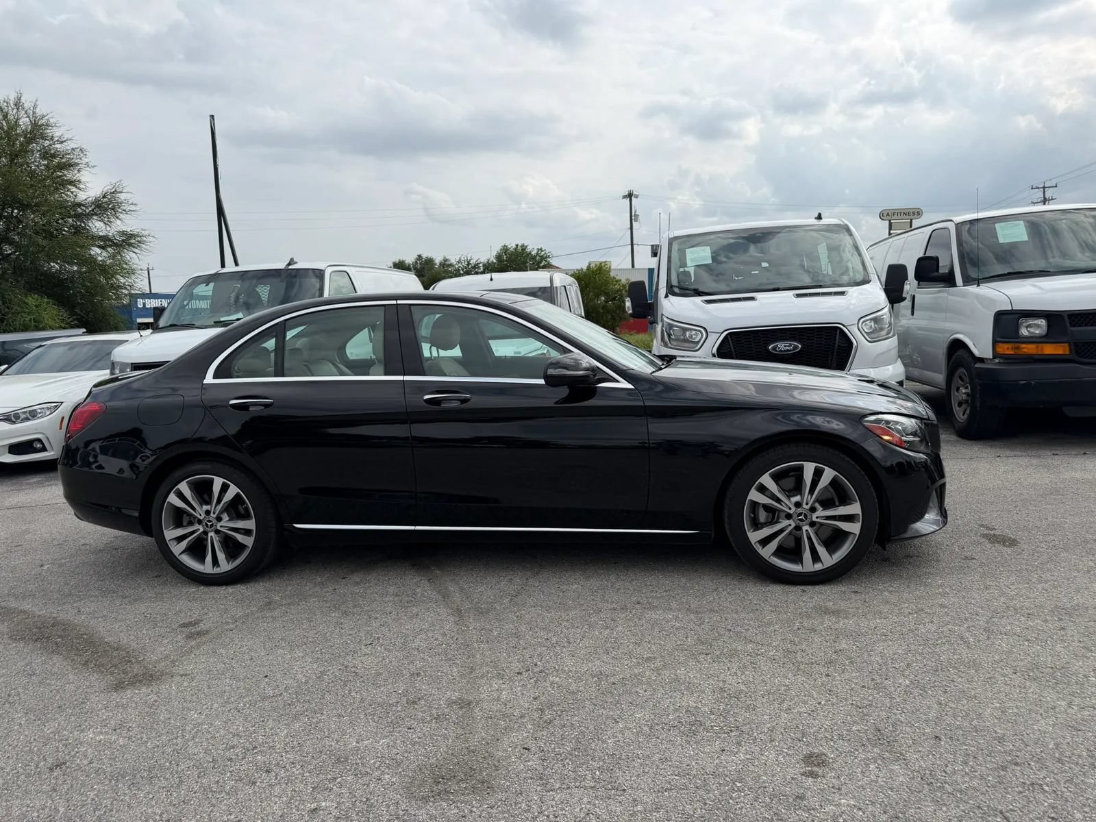 Used 2021 Mercedes-Benz C 300 Sedan w/ Premium Package image 4