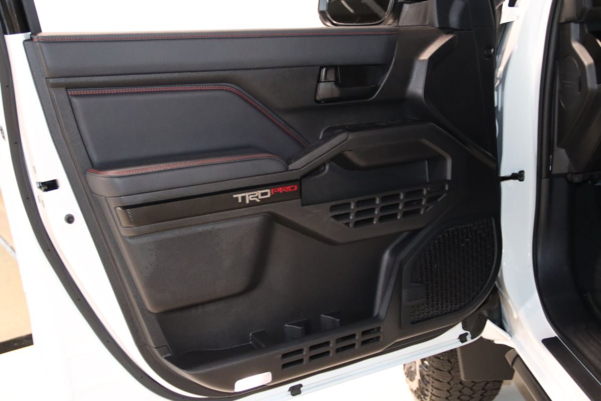 Used 2024 Toyota Tacoma TRD Pro AWD/4WD image 38