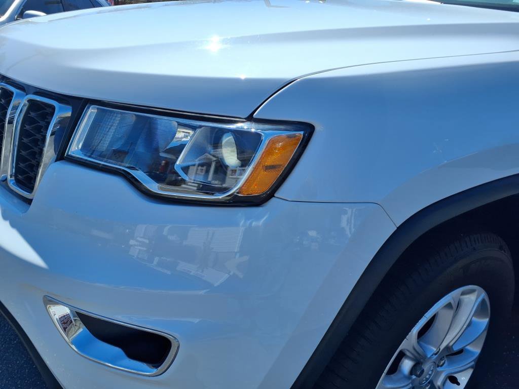 Used 2021 Jeep Grand Cherokee Laredo image 8