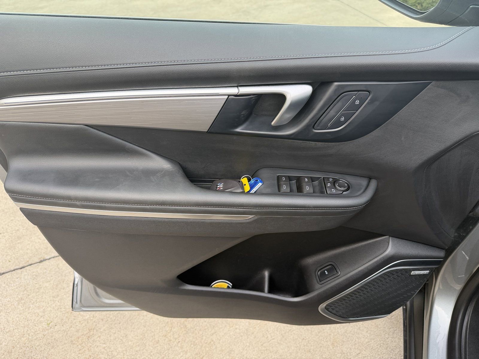 Used 2025 Buick Enclave Preferred image 9