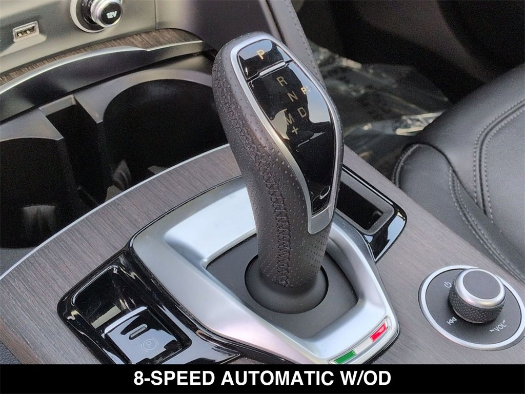 Used 2023 Alfa Romeo Stelvio Ti image 20