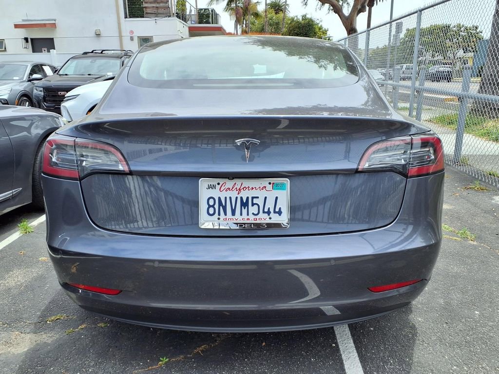 Used 2020 Tesla Model 3 Standard Range Plus RWD image 9