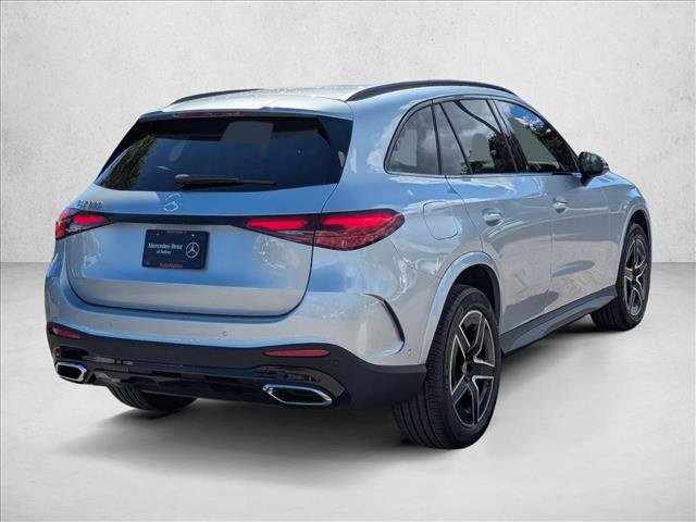 New 2026 Mercedes-Benz GLC 300 image 2