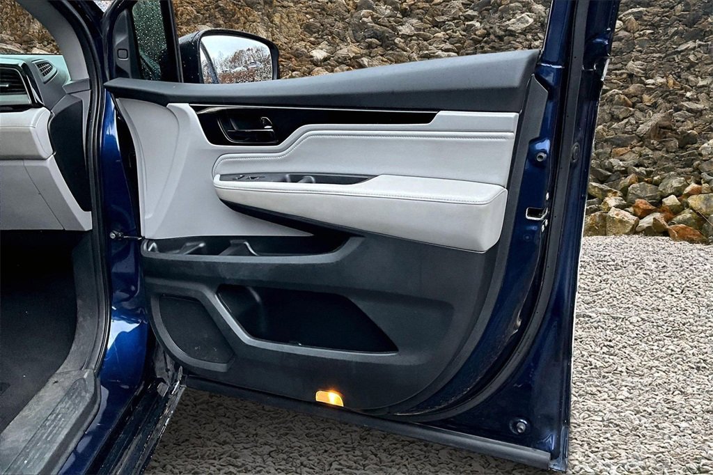 Used 2023 Honda Odyssey Touring image 21