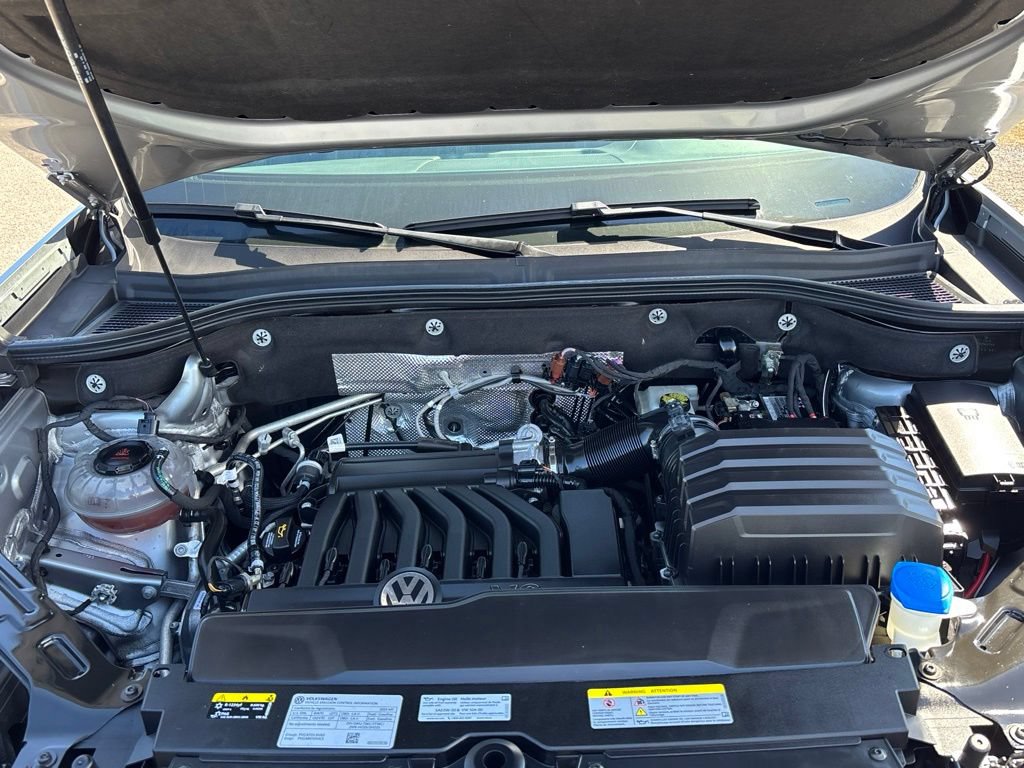 Used 2023 Volkswagen Atlas SEL Premium AWD/4WD image 11