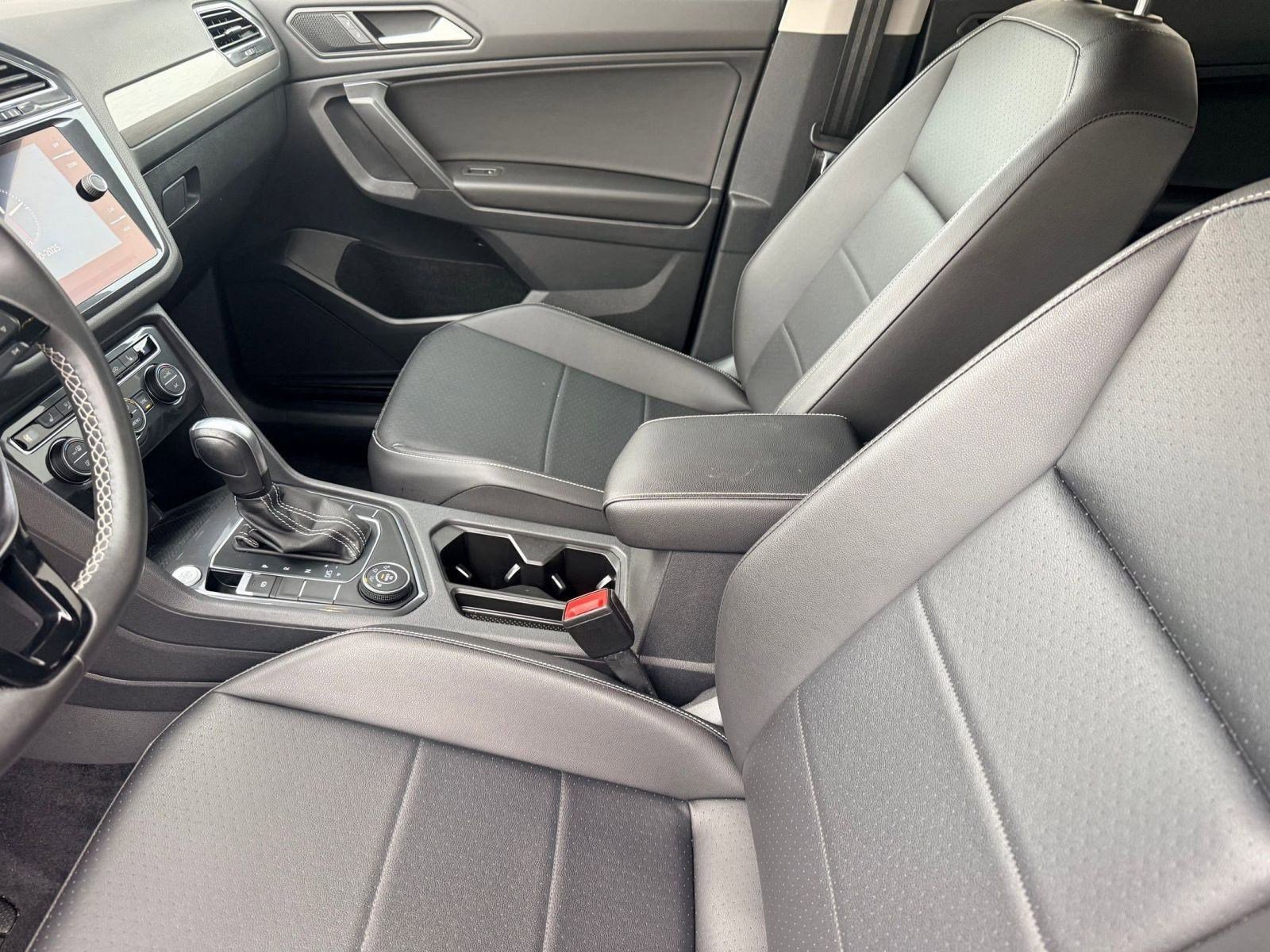 Used 2021 Volkswagen Tiguan SE image 21