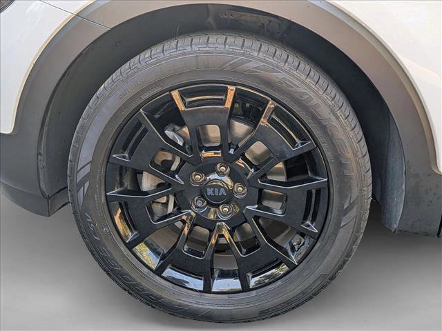 Used 2021 Kia Telluride SX w/ Nightfall Edition Package AWD/4WD image 26