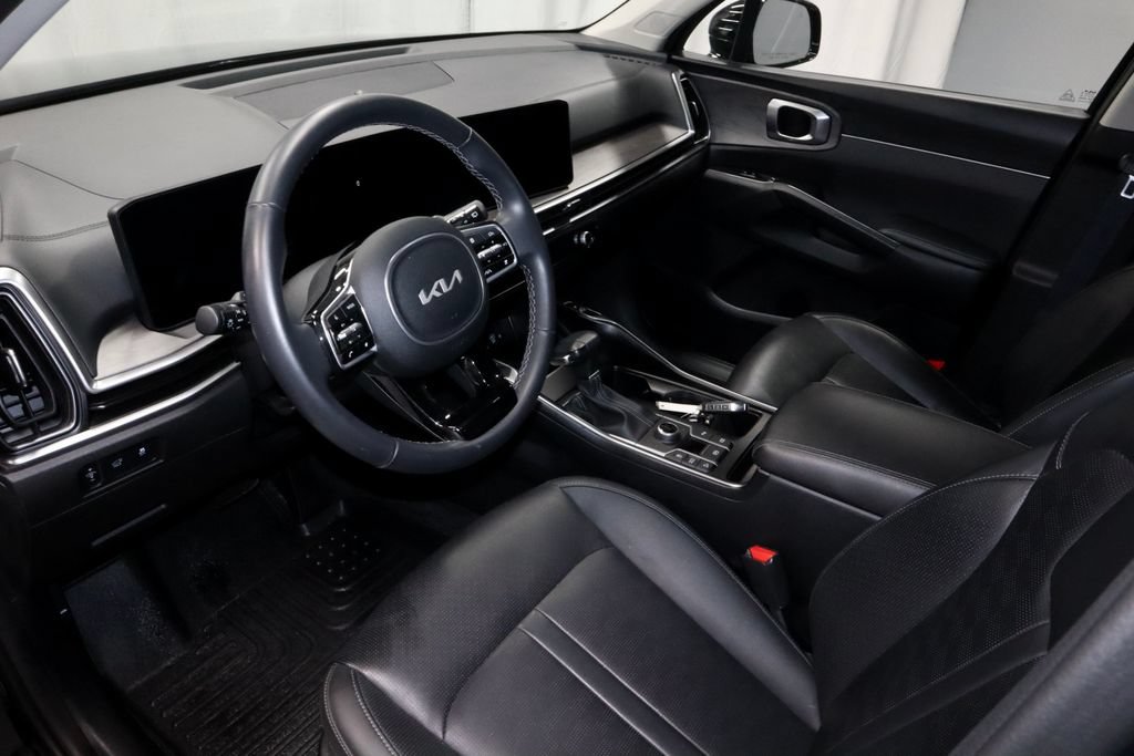 Used 2025 Kia Sorento X-Line EX AWD/4WD image 26