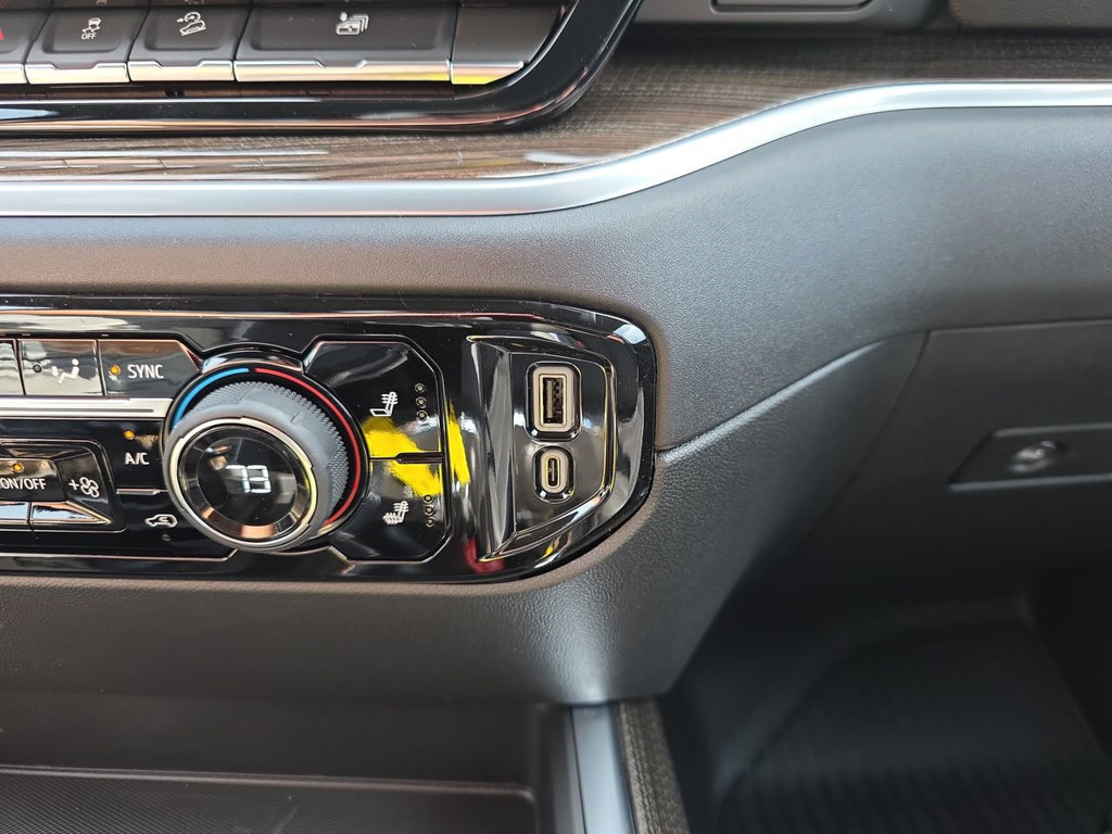 New 2026 Chevrolet Silverado 1500 RST w/ RST All Star Premium Package AWD/4WD image 22