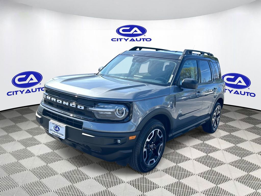 Used 2024 Ford Bronco Sport Outer Banks image 9