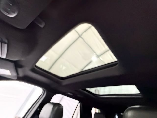 Used 2015 Ford Explorer Limited w/ Equipment Group 302A AWD/4WD image 46