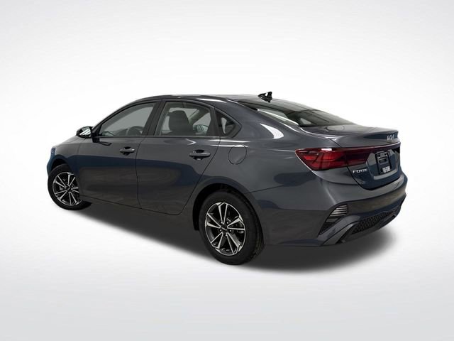 Used 2024 Kia Forte LXS w/ LXS Technology Package image 3