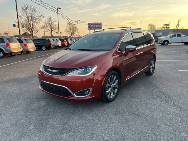 Used 2018 Chrysler Pacifica Limited w/ Tire & Wheel Group image 37