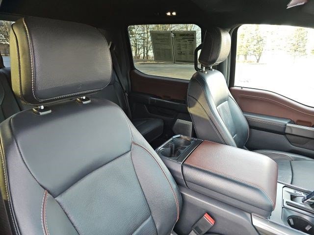 Used 2022 Ford F150 Lariat w/ Equipment Group 502A High image 12