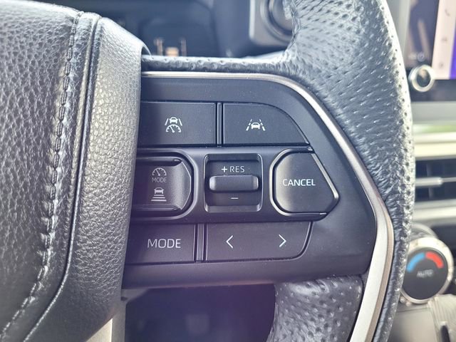 Used 2024 Toyota Tacoma SR5 w/ SR5 Upgrade Package AWD/4WD image 23