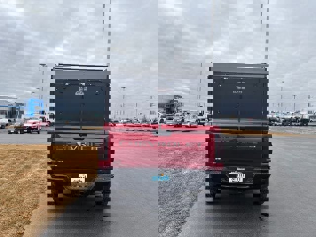 Used 2025 Chevrolet Colorado ZR2 w/ Technology Package image 4