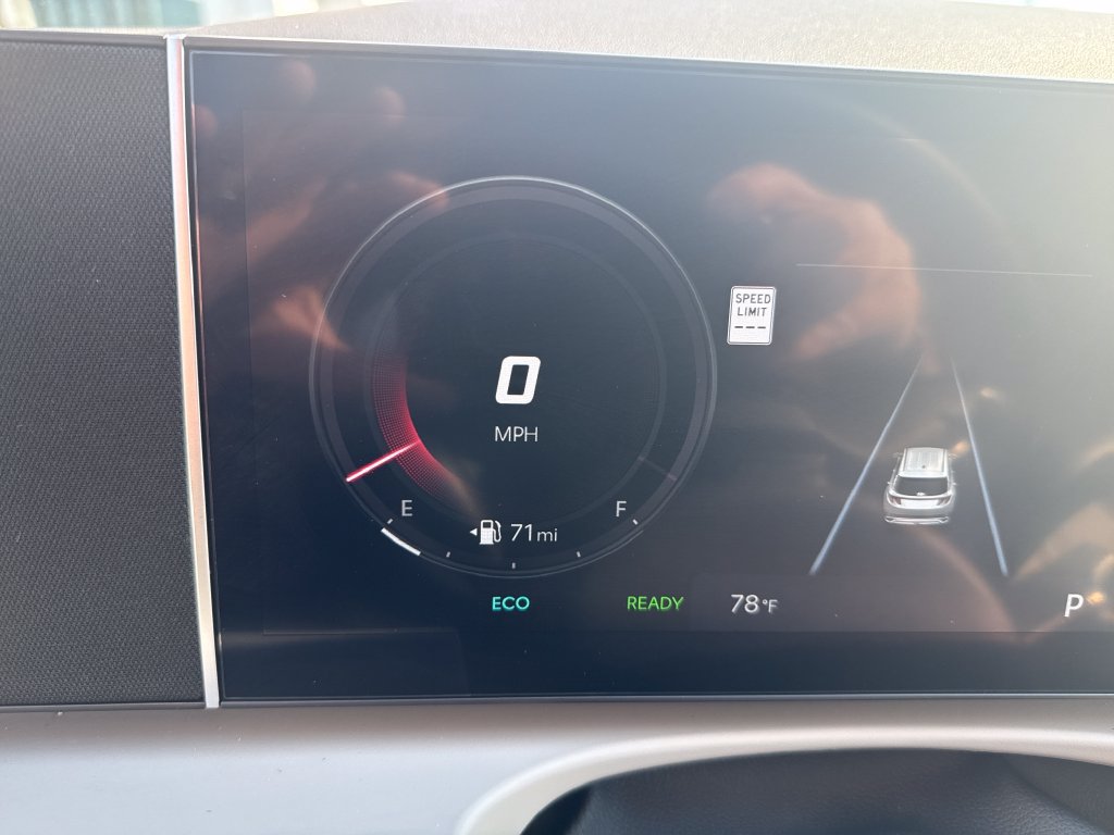 Used 2026 Hyundai Tucson Limited AWD/4WD image 17